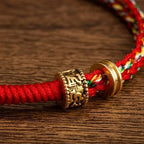 Vòng Tay Dây Tết Chỉ Ngũ Sắc Thủ Công – Điều Hòa Năng Lượng, Hút May Mắn & Bình An (Đỏ / Đen / Xanh Lá) Bồ đề sao nguyệt