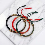Vòng Tay Dây Tết Chỉ Ngũ Sắc Thủ Công – Điều Hòa Năng Lượng, Hút May Mắn & Bình An (Đỏ / Đen / Xanh Lá) Bồ đề sao nguyệt