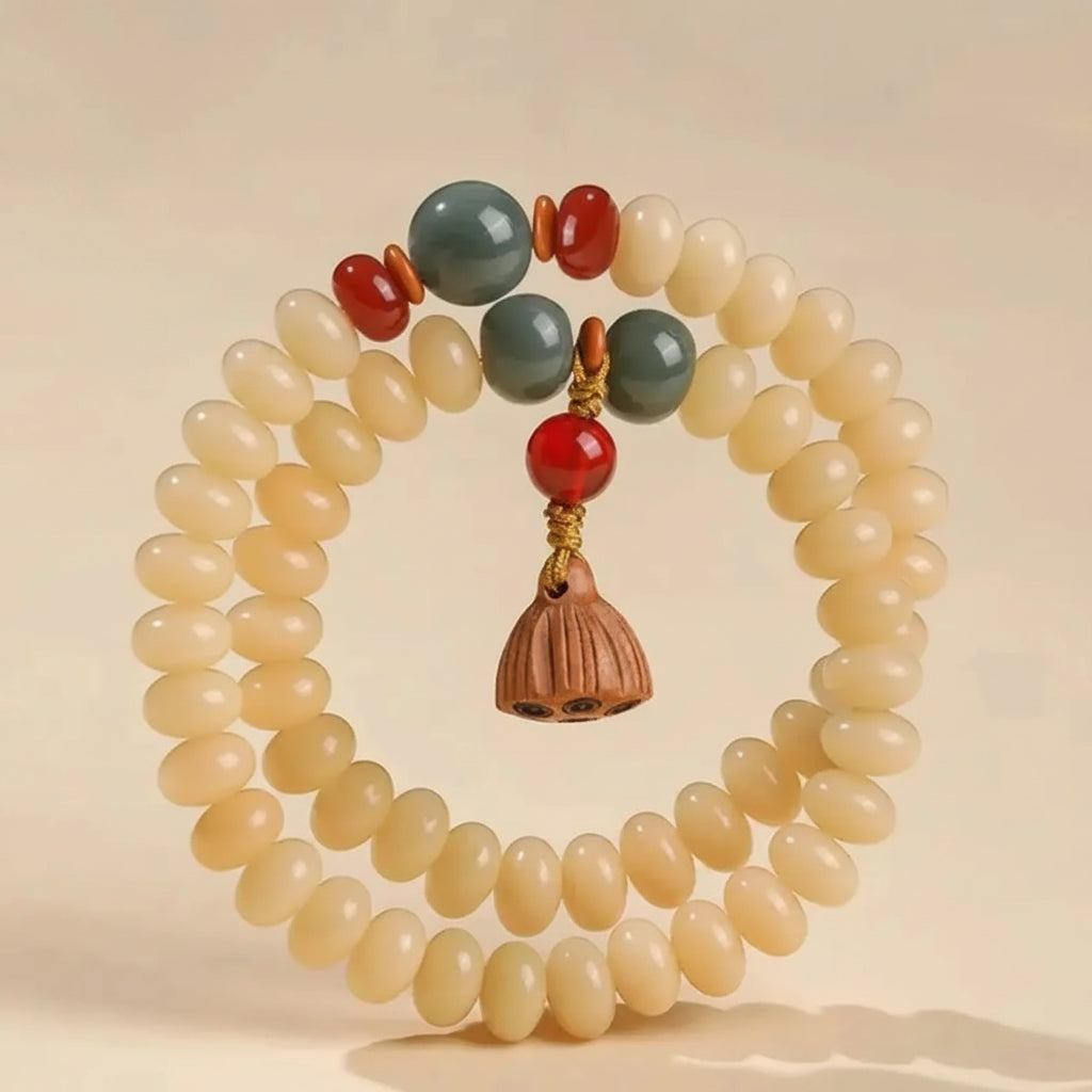 B08 – Bạch Ngọc Bồ Đề Tâm Liên – Vòng tay hạt bồ đề tự nhiên charm gỗ treo tâm sen  Bồ đề sao nguyệt
