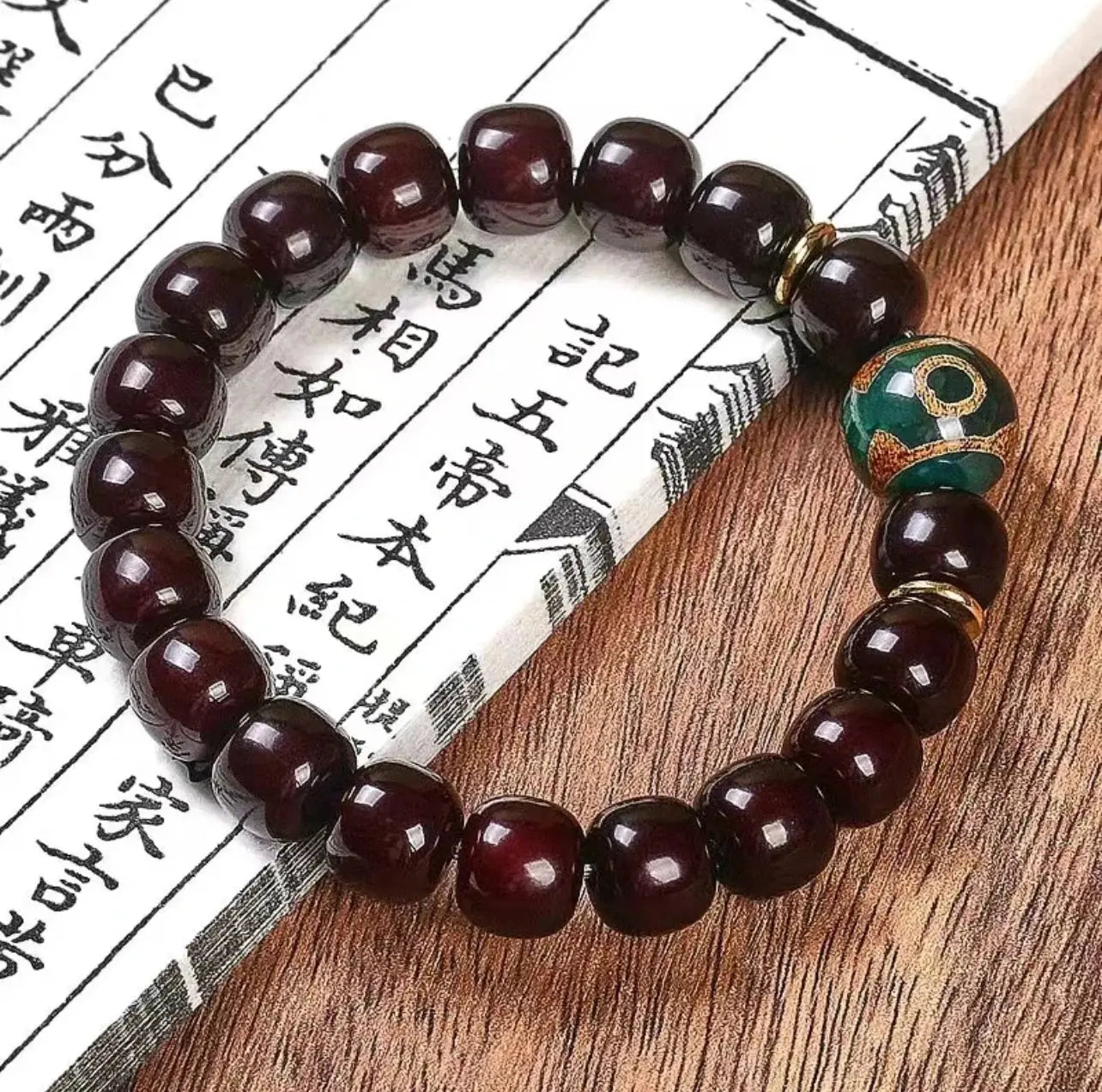 B27 Vòng Tay Đơn Hắc Bồ Đề + Đá Dzi Tây Tạng 11mm - Chuỗi vòng Hạt Bồ Đề Phong Hóa tự nhiên đeo tay lần hạt  Bồ đề sao nguyệt