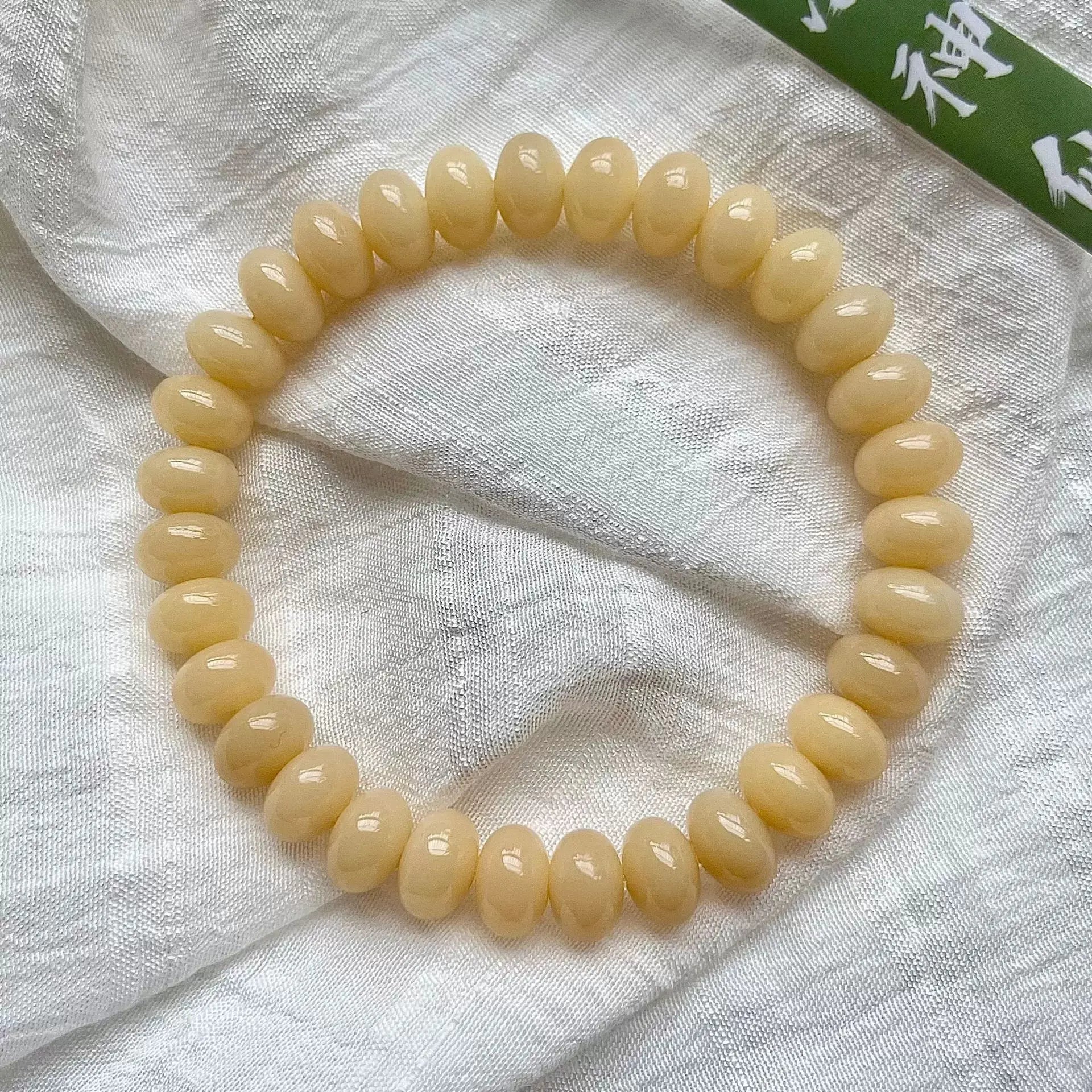 B30 Thảo Trường Oanh Phi – Vòng Tay Bồ Đề Hình Bầu Dục 6x9mm Nhẹ Nhàng  Bồ đề sao nguyệt