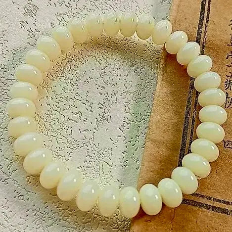 B30 Thảo Trường Oanh Phi – Vòng Tay Bồ Đề Hình Bầu Dục 6x9mm Nhẹ Nhàng  Bồ đề sao nguyệt