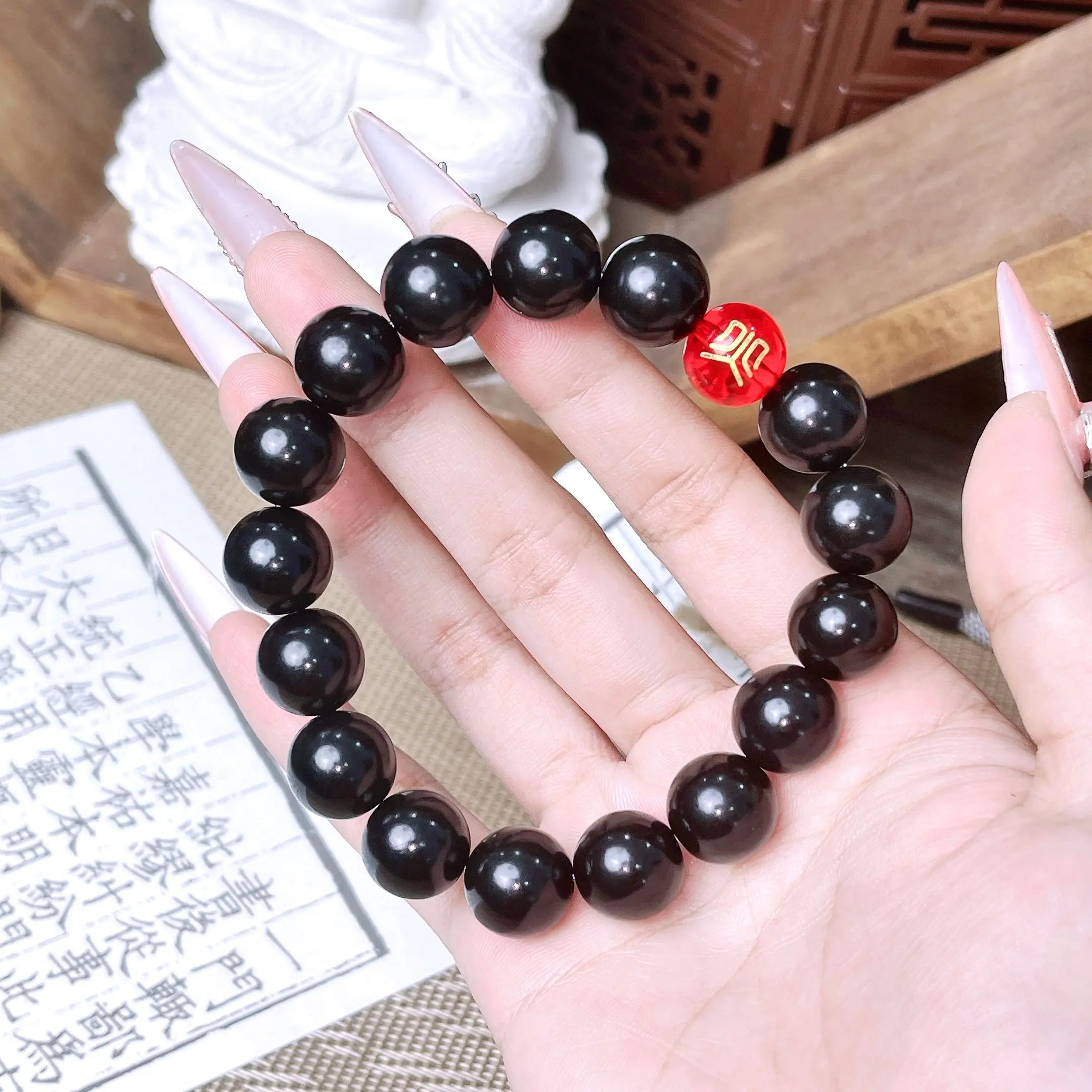 B50 Hắc Bồ Đề Ngũ Hành 12mm - Vòng Tay Hạt Bồ Đề tự nhiên chạm khắc Lục Tự Đại Minh Chú bảo bình an  Bồ đề sao nguyệt