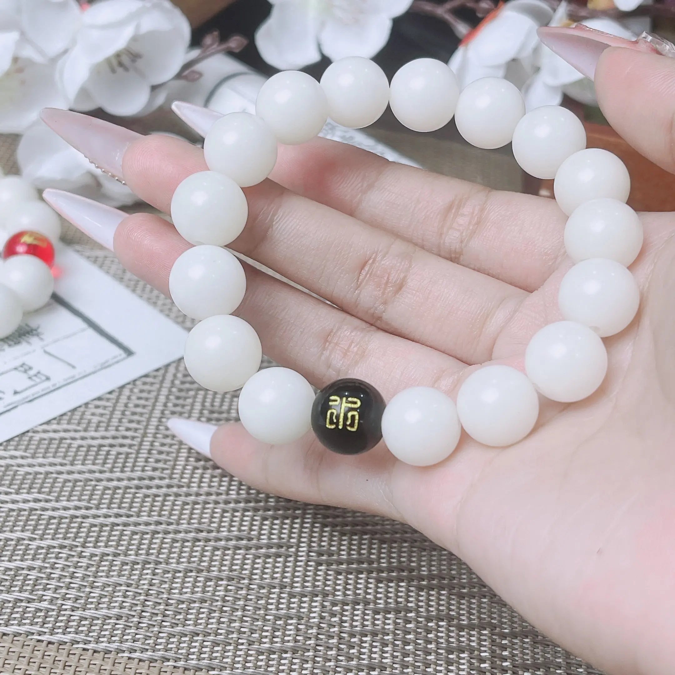 B51 Bạch Ngọc Bồ Đề Ngũ Hành 12mm - Vòng Tay Hạt Bồ Đề tự nhiên chạm khắc Lục Tự Đại Minh Chú bảo bình an  Bồ đề sao nguyệt